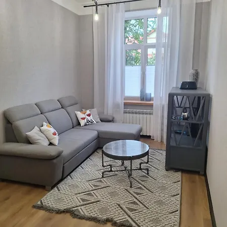 Milanhouse *